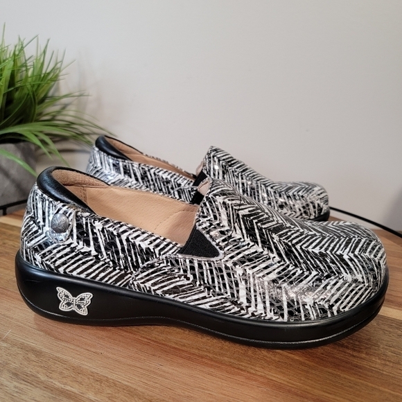 Alegria Keli Black & white Professional Nursing Nurse Work Shoes Flats Size 36 - Picture 6 of 17